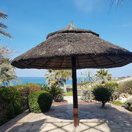 Sea Front Vera Semesterbostad