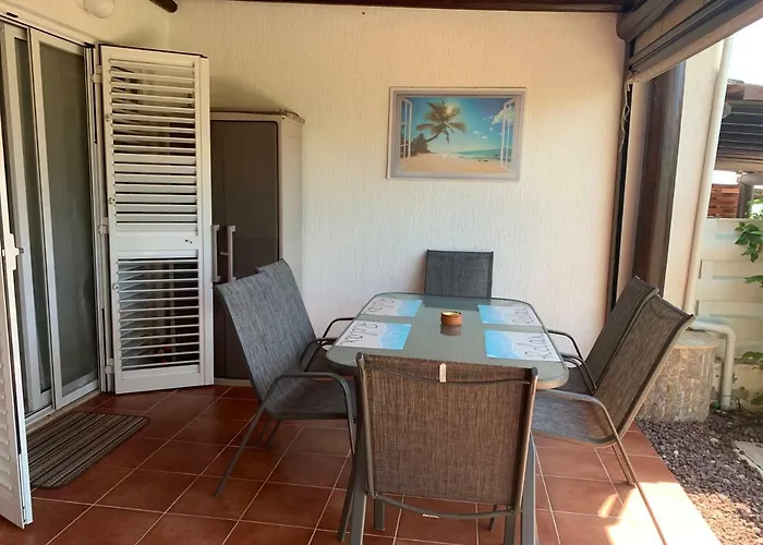 Sea Front Vera 別荘